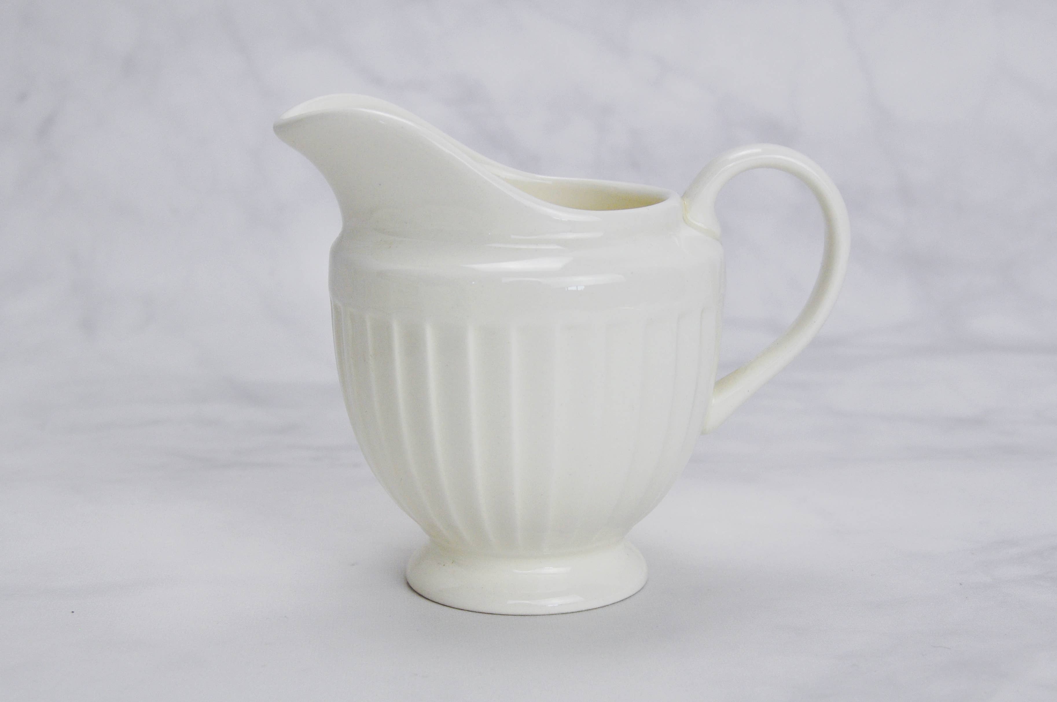 WINDSOR WHITE VINTAGE STONEWARE MILK JUG