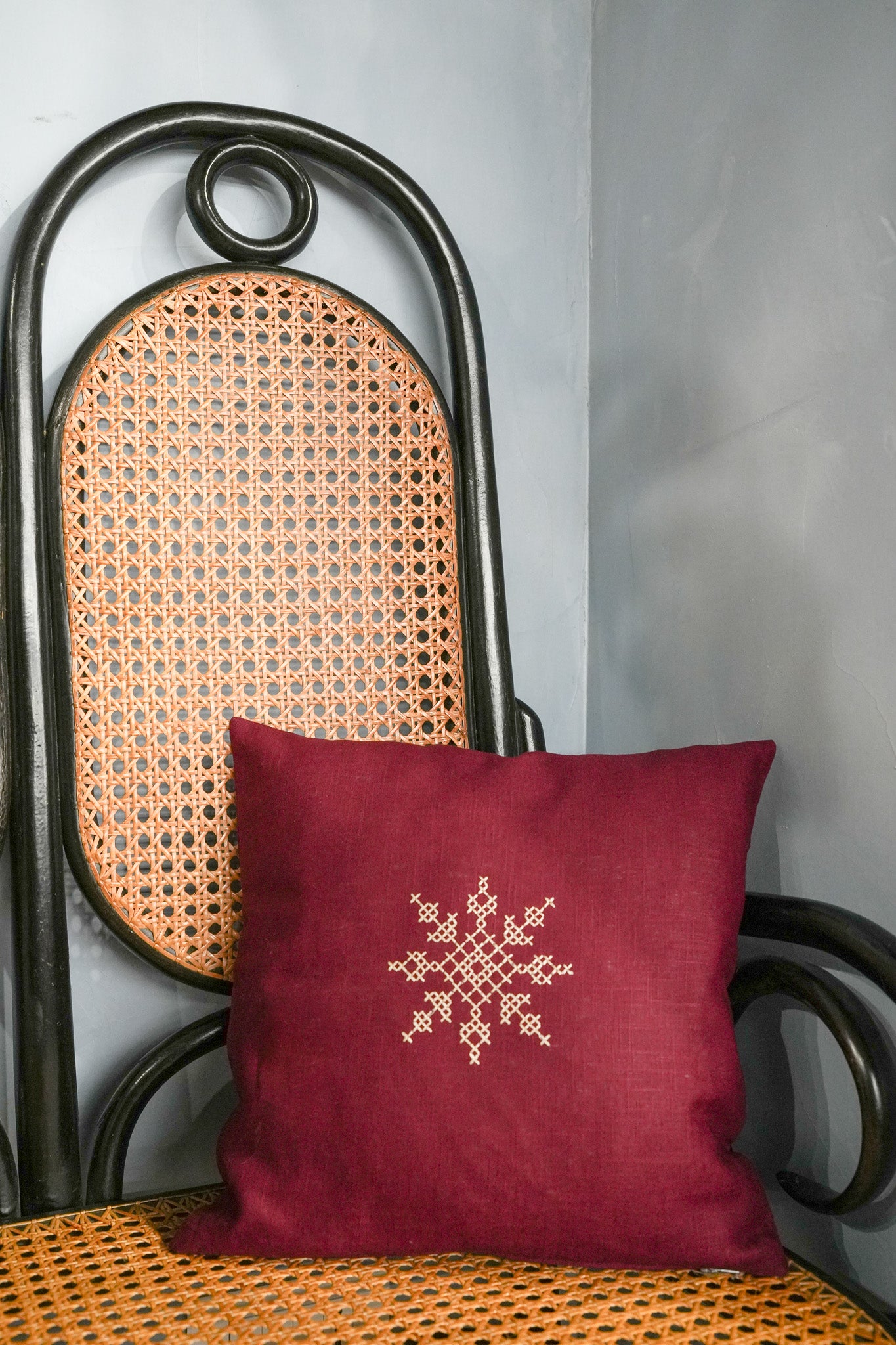 Cuscino in puro lino PUNTO CROCE | Fiocco di Neve